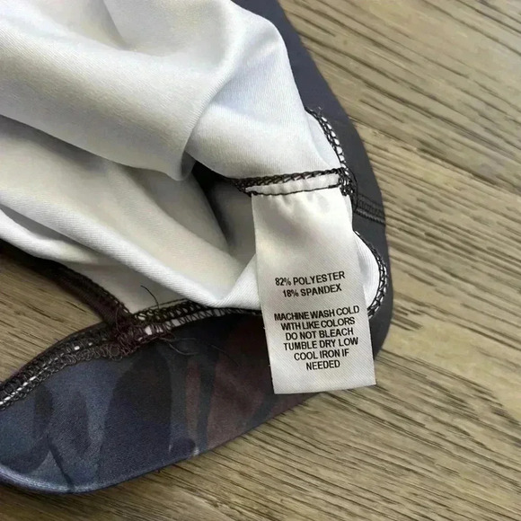 LULUS | Amp it Up Grey Floral Print Low Impact Scoop Neck Sports Bra - Picture 8 of 11